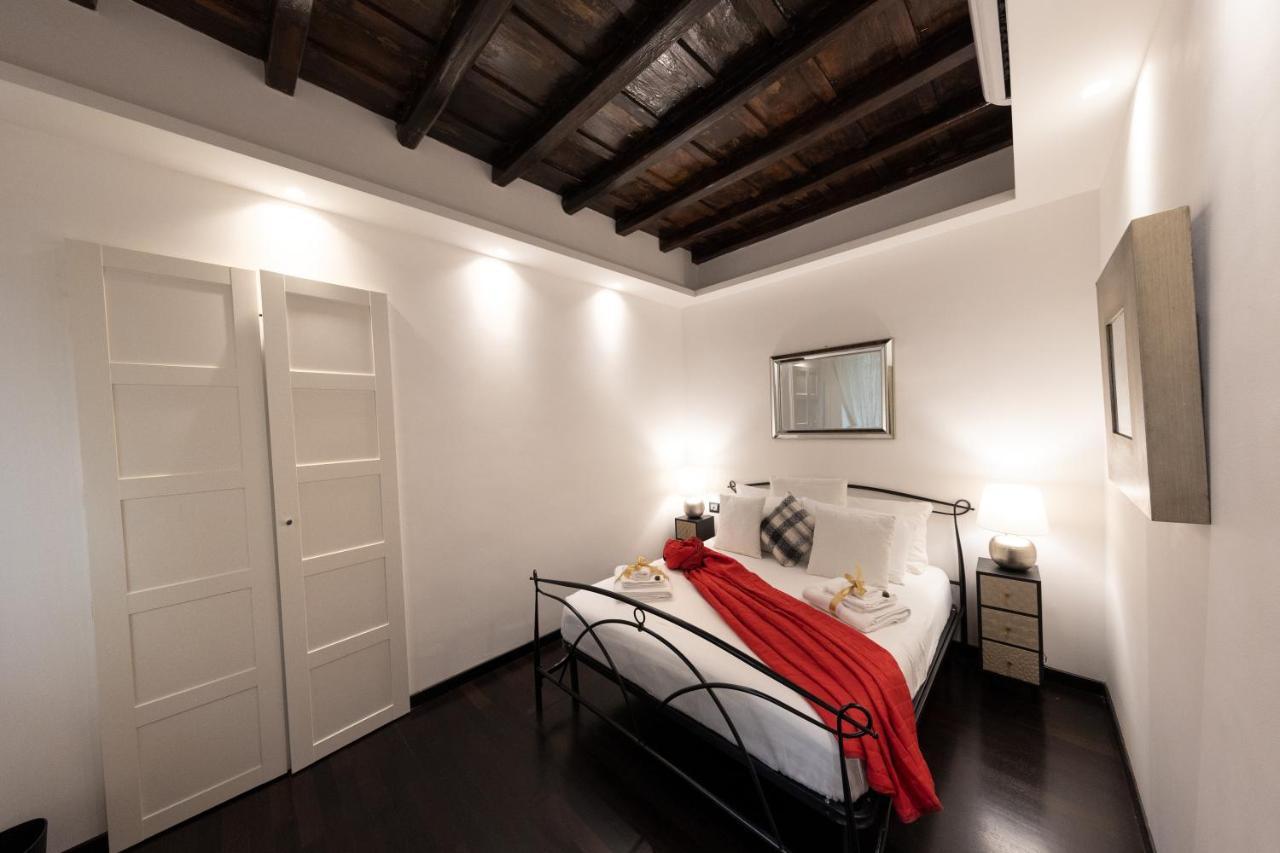 Barcaccia Luxury Suites Rome Exterior photo