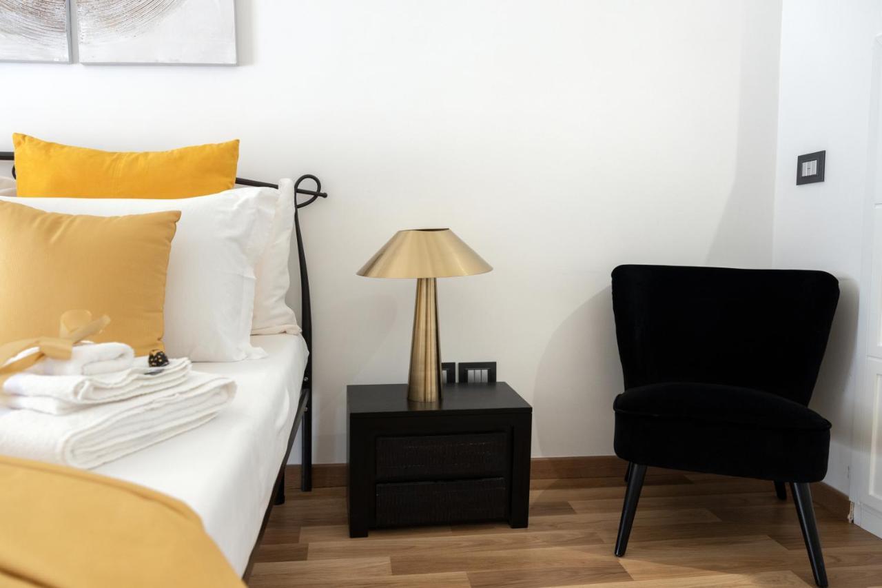 Barcaccia Luxury Suites Rome Exterior photo